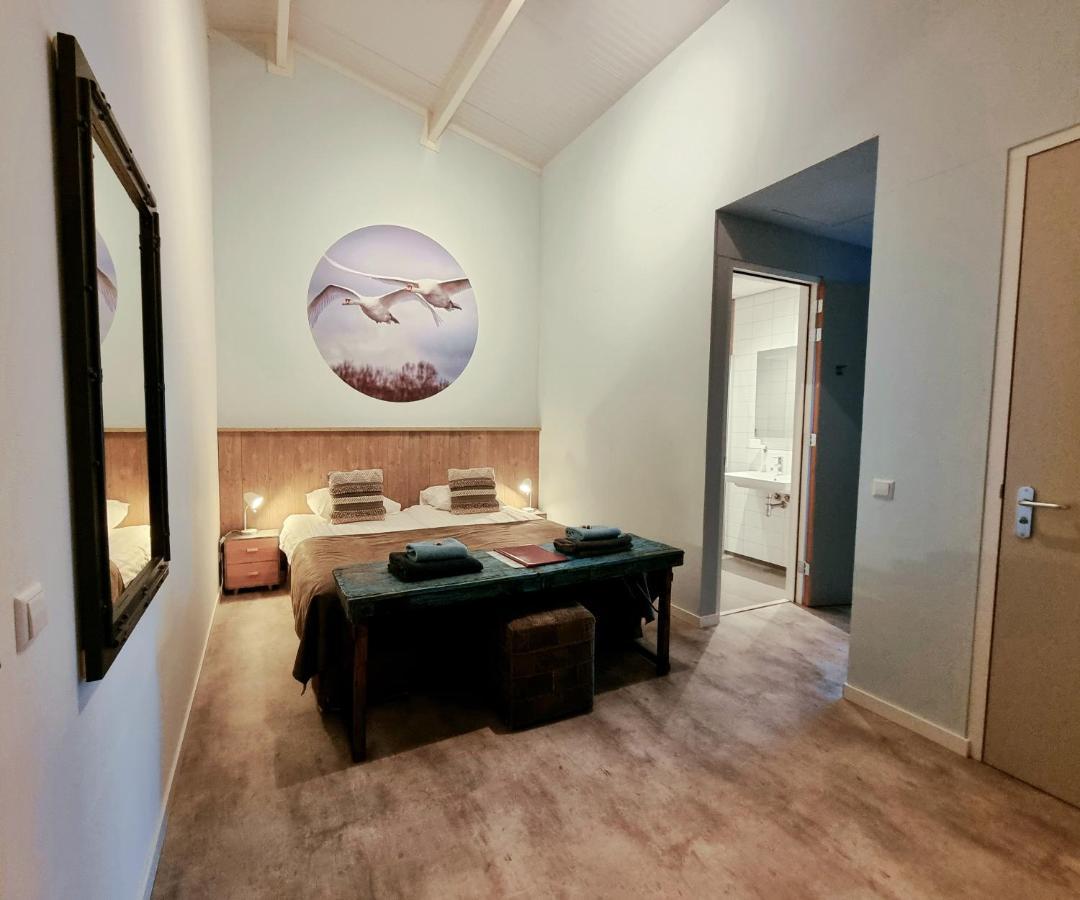 Beach Hotel אוסטבורנה מראה חיצוני תמונה
