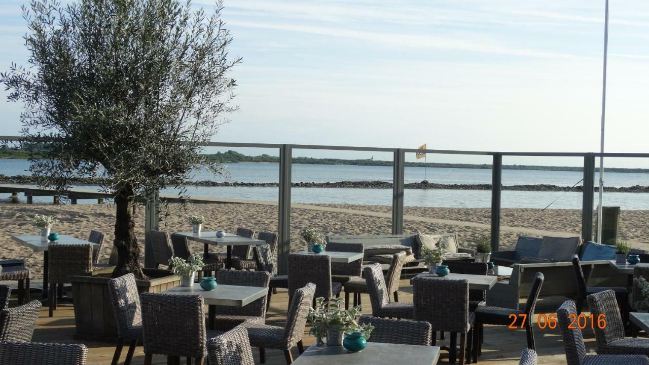 Beach Hotel אוסטבורנה מראה חיצוני תמונה